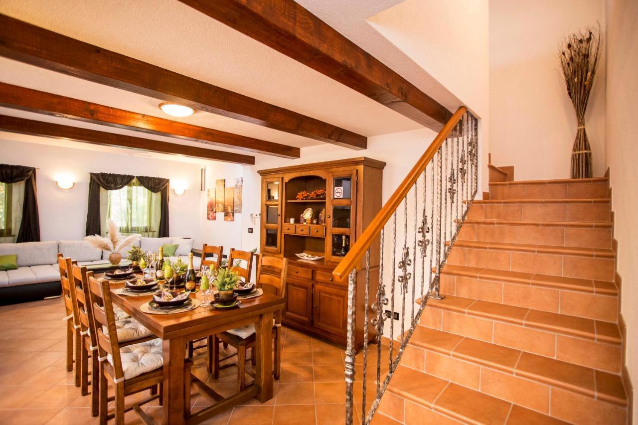 Holiday House Alex Rovinj Exterior foto