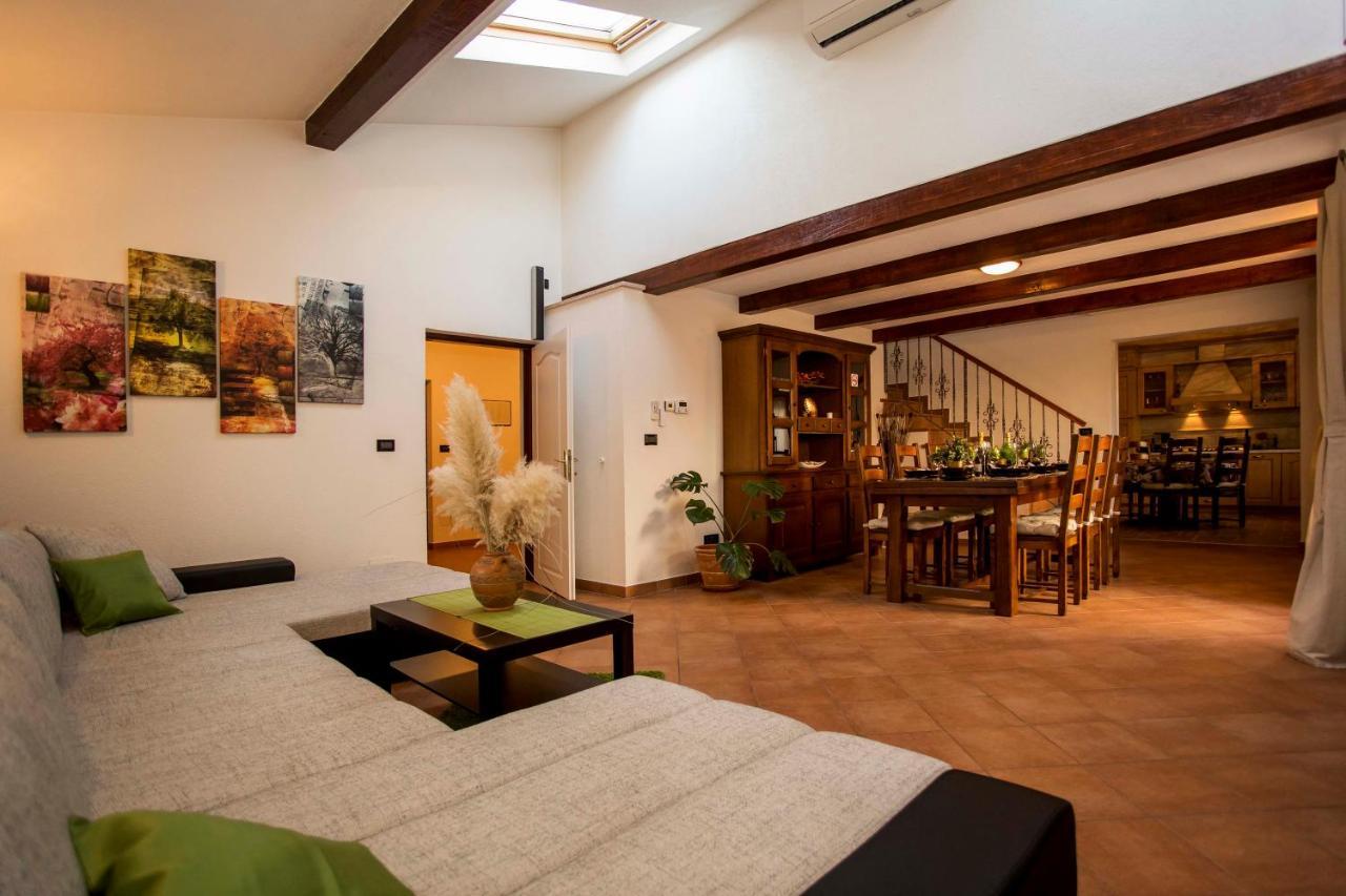 Holiday House Alex Rovinj Exterior foto