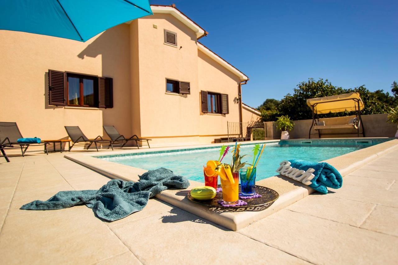 Holiday House Alex Rovinj Exterior foto